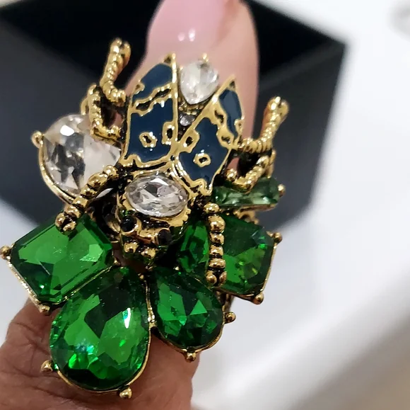 SJ Gold Ornate Ring - Picture 5 of 9